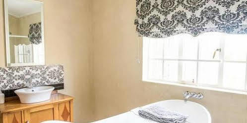 Seven Oaks Vineyard Holiday home